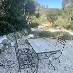 With A View Of Pic Loup, Large Garden Chalet