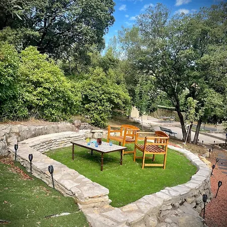 With A View Of Pic Loup, Large Garden Horská chata